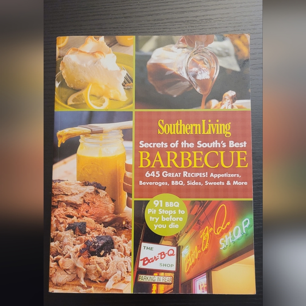 Southern Living Barbecue book Secrets Of The South's Best 645 Recipes
